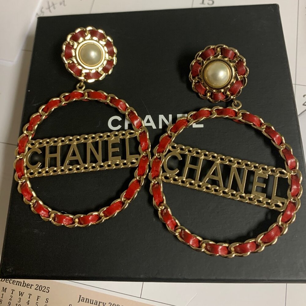 Chanel Red Leather and Gold Chain CHANEL Hoop Pearl Earrings  929 shipped Pearl - Picture 5 of 6